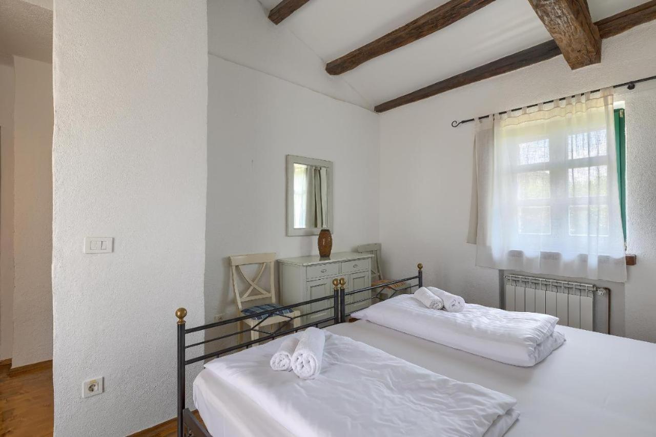 Villa Leopoldo By Istrian Country Houses Barat  Εξωτερικό φωτογραφία