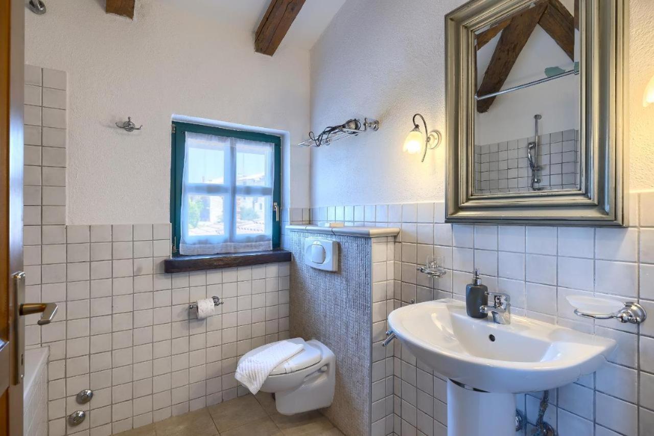 Villa Leopoldo By Istrian Country Houses Barat  Εξωτερικό φωτογραφία