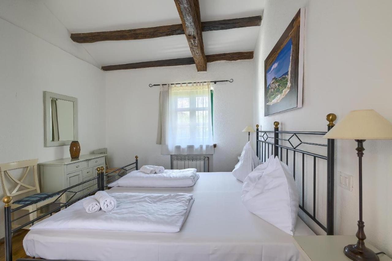 Villa Leopoldo By Istrian Country Houses Barat  Εξωτερικό φωτογραφία